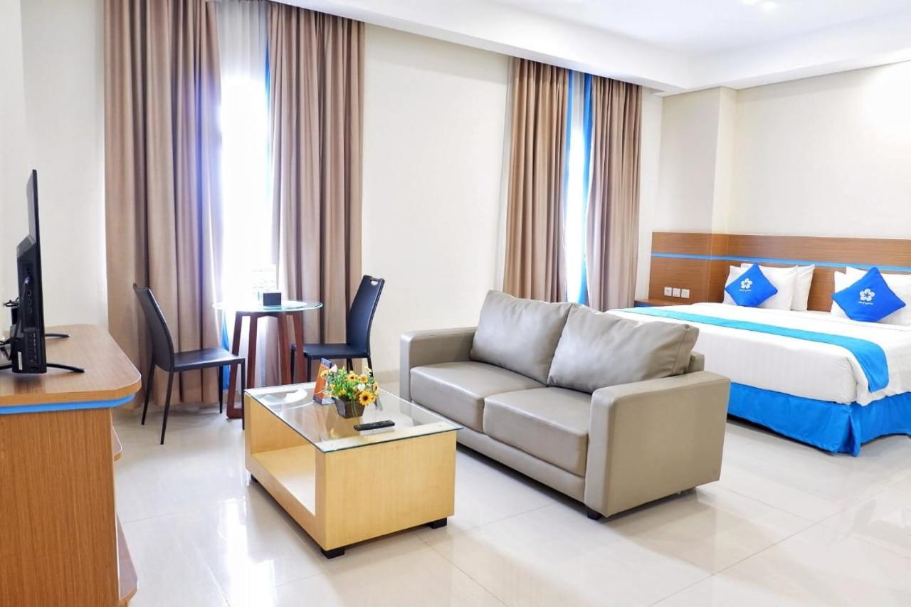 Hotel Brothers Biru Solo Baru Eksteriør bilde