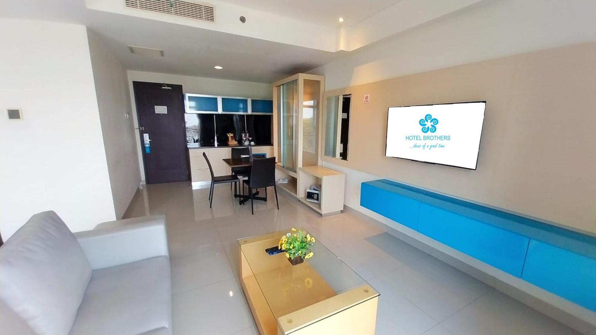 Hotel Brothers Biru Solo Baru Eksteriør bilde
