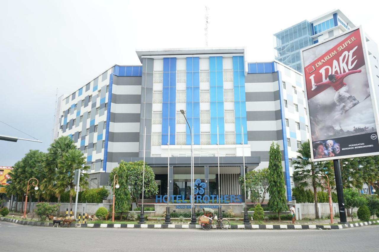 Hotel Brothers Biru Solo Baru Eksteriør bilde