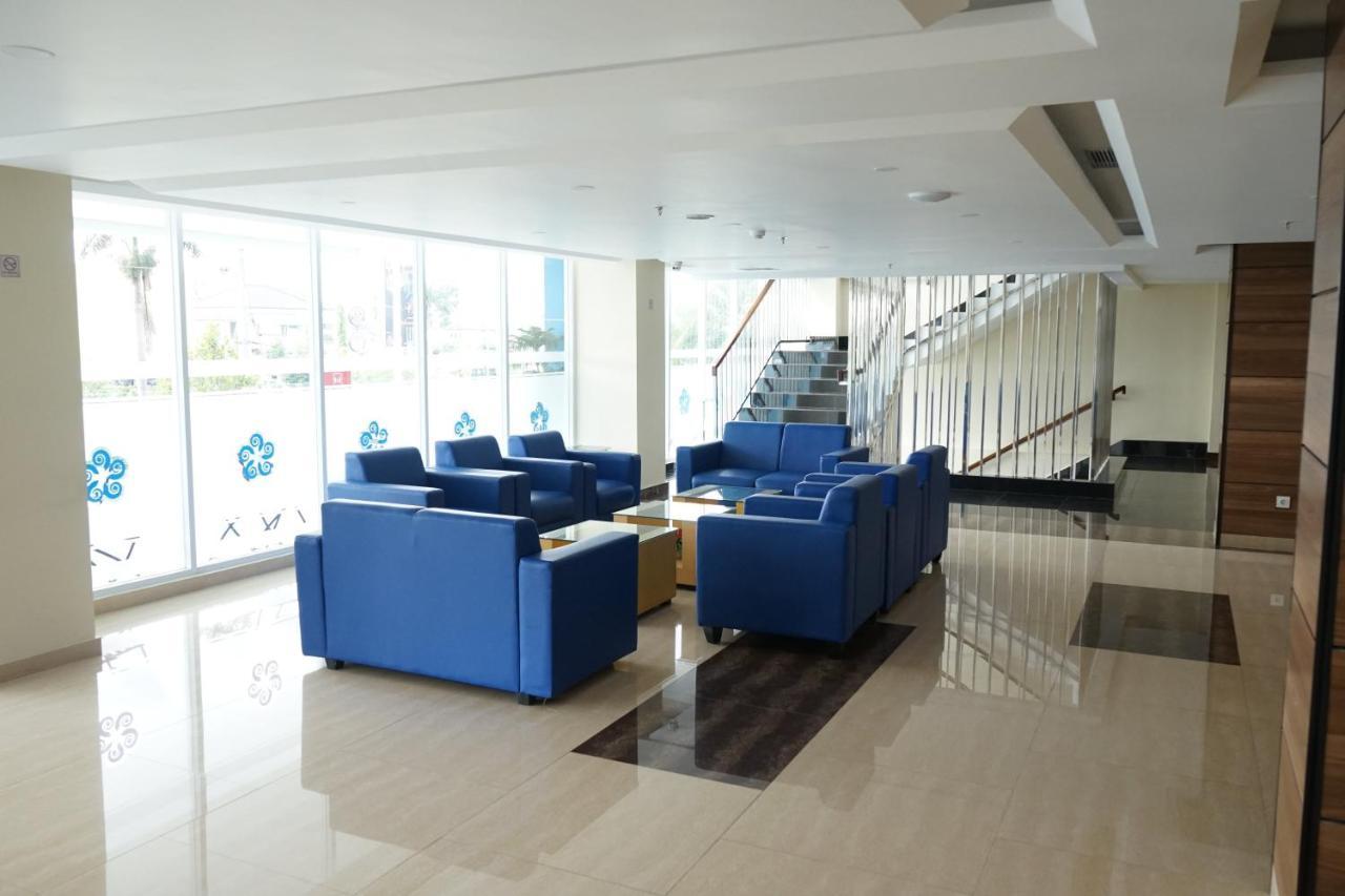 Hotel Brothers Biru Solo Baru Eksteriør bilde
